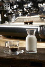 VILLAGE CARAFE 100CC D:5,8 H:12 PLT/2160 OB6 - Image 3