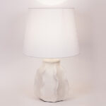 ΕΠΙΤΡΑΠΕΖΙΟ ΦΩΤΙΣΤΙΚΟ, ΜΕ ΥΦΑΣΜΑΤΙΝΟ ΚΑΠΕΛΟ, ΚΕΡΑΜΙΚΟ, ΛΕΥΚΟ, 32x25x52εκ