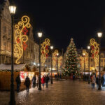 ΕΠΙΣΤΗΛΟ XMAS ΜΟΤΙΒΟ ΣΠΕΙΡΕΣ ΜΕ 3 ΚΟΚΚΙΝΑ ΑΣΤΕΡΙΑ 26m ΘΕΡΜΟ-ΚΟΚΚΙΝΟ ΜΟΝΟΚΑΝ ΦΩΤΟΣΩΛΗΝΑΣ 1.5Μ IP65 - Image 2